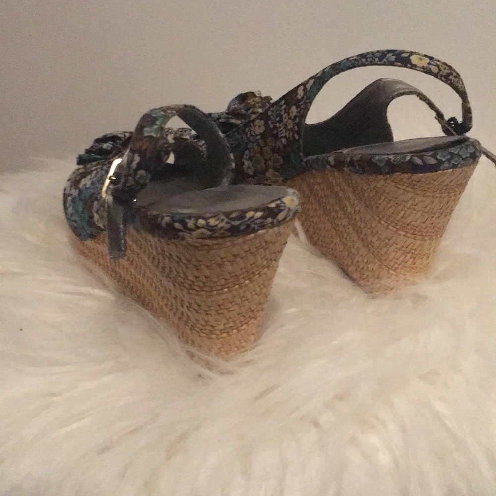 Gorgeous Floral Wedges:)) - Picture 2 of 2